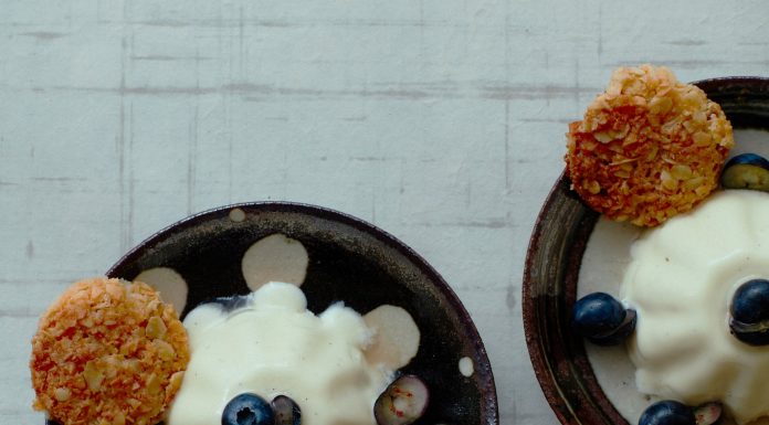 Thomasina Miers’ recipe for vanilla yoghurt panna cotta with oat biscuits